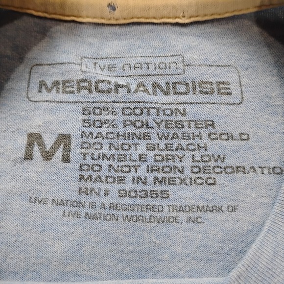 The Who T-Shirt Shirt Size Medium Light Blue Union Jack Peace Sign Live Nation - Picture 3 of 7